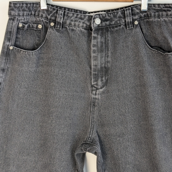 Roucha • Droit Denim Drawstring Jeans - Picture 3 of 10